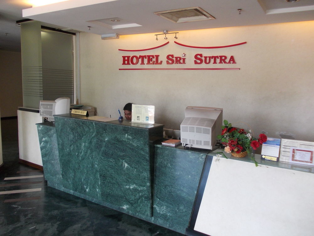 Hotel Sri Sutra - Bandar Sri Damansara Сунгай Булух Экстерьер фото